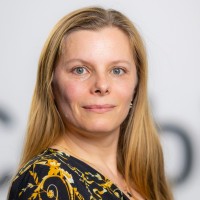 Esther Lansdaal