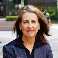 Lynn Desmone, Aci, Cic