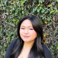 Elizabeth Hoang