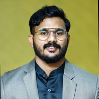 Akbar Mudur