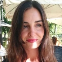 Macarena Delage Cruzado