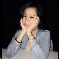 Anne Lorre Jane Felias