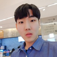 Yong Jin Yang