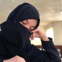 Esha Naz