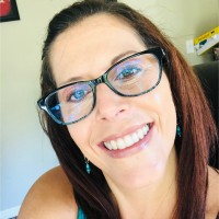 Suzanne Adams