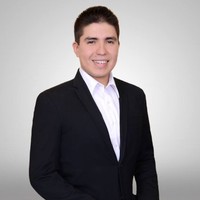 Víctor López