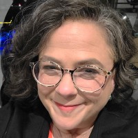 Micci Simons, Rn, Ocn