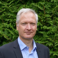 Dr. Jörg-Markus Paul, MD