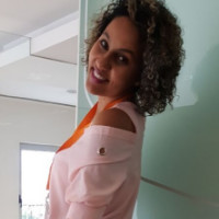 Janine Oliveira