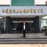 李东亮