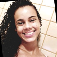 Roberta Ébani Manhães