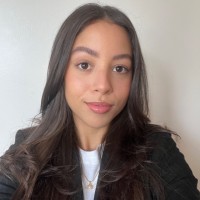 Claudia L. Román