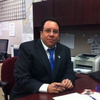 Cesar R. Metz