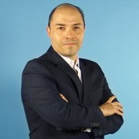 Alberto C. Flores Martínez