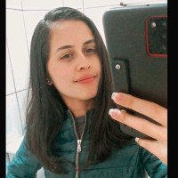 Aline dos Santos Souza