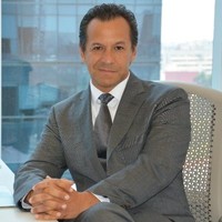 Héctor Uribe