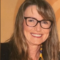 Cláudia Regina Carraro