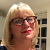 Emma Earnshaw