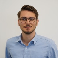 Tobias F.