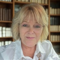 Suzanne C. Yowell, Cva