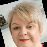 Elaine Strang