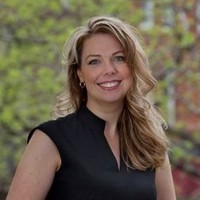 Amy Hoffman, Iida, Leed Ap