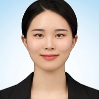 Hyeoni Lee