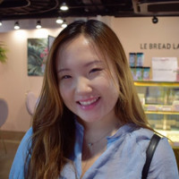 Della Lin