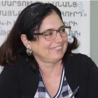 Ester Hakobyan