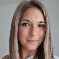 Szigeti Laura