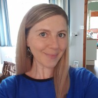 Anna Tuck