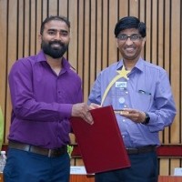 Dr. VISHAL CHAKRADHARY