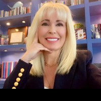 LISA LOCKWOOD