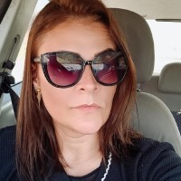 Karine Sales