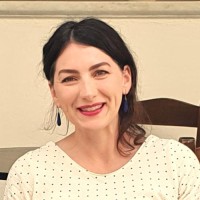 Dr Sophie Sunderland