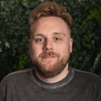 Ian S.