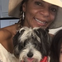 Lynnette Ambrozy
