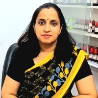 Dr Mahima Singh Solanki