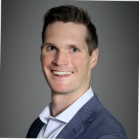 Casey Kelly, Mba
