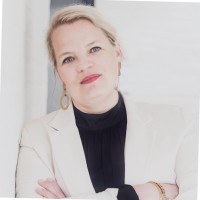 Inge Simons