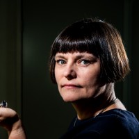 Goudsmid  juweelontwerpster  Fanny Van den Heuvel