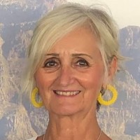 Julie Bester