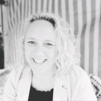 Anna Vd Wal