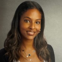 Sara T.
