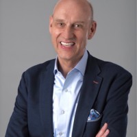 Prof. dr. Nick van Dam