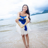 Anna Hou