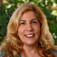 Julie Kanner