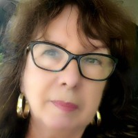 Claire Giles