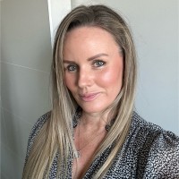 Sara Evans