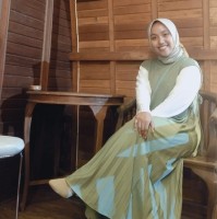 Zahra Nuraini